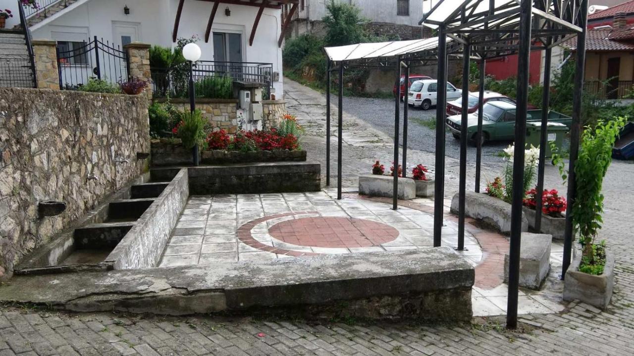 Traditional House "Plystario" Arnea Exterior foto